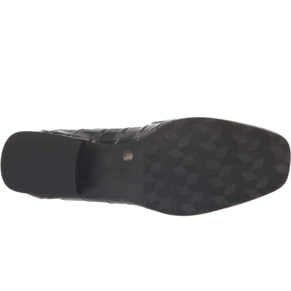 Shoes - Picture 6 of 7